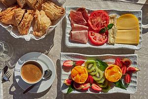 Buffet breakfast