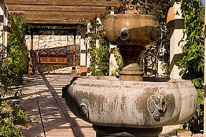 Small hotel with pool, Costa Blanca