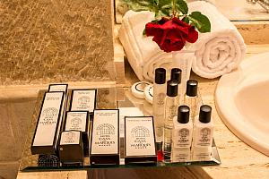 Complimentary toiletries