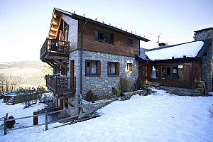 Hotel Niu dels Falcons, winter