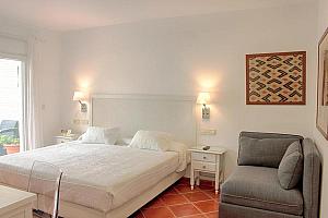 Double room with sofa bed