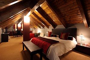 Suite, Luxury hotel, Spanish Pyrenees