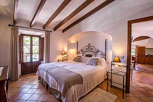 Huge luxury suite, Sa Pedrissa