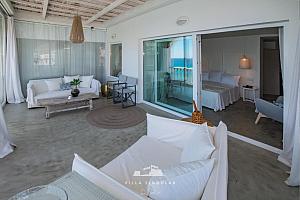Suite balcony