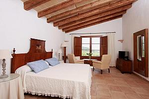 Junior Suite, small Mallorca hotel