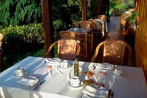 Restaurant, dining, Hotel Valleoscuru